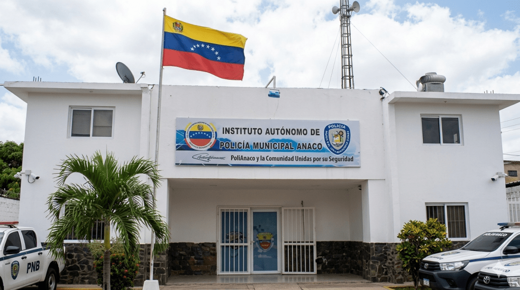 Detienen al director y 11 funcionarios más de polianaco por muerte de&nbsp;exconcejal