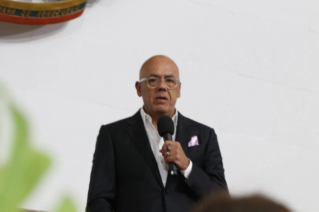 Jorge Rodríguez anuncia 300 nuevas excarcelaciones