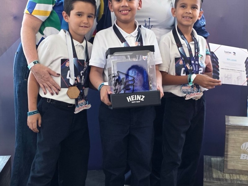 Estudiantes anzoatiguenses listos para brillar en las Regionales de Innovación y&nbsp;Robótica