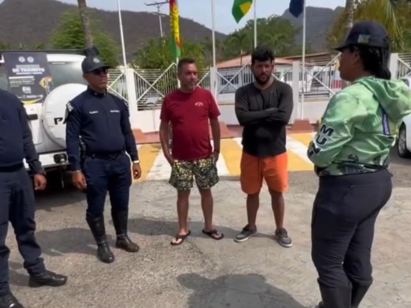 Poliguanta llevó al comando a personas señaladas de tener música a todo volumen en&nbsp;Conomita