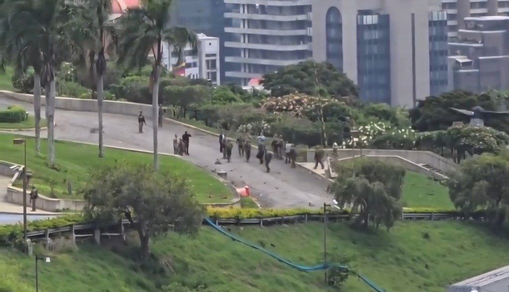 Aviones gringos volaron sobre Caracas durante simulacro de la embajada de Estados Unidos