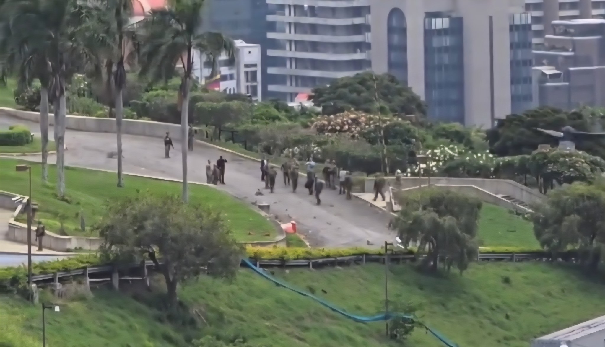 Aviones gringos volaron sobre Caracas durante simulacro de la embajada ...