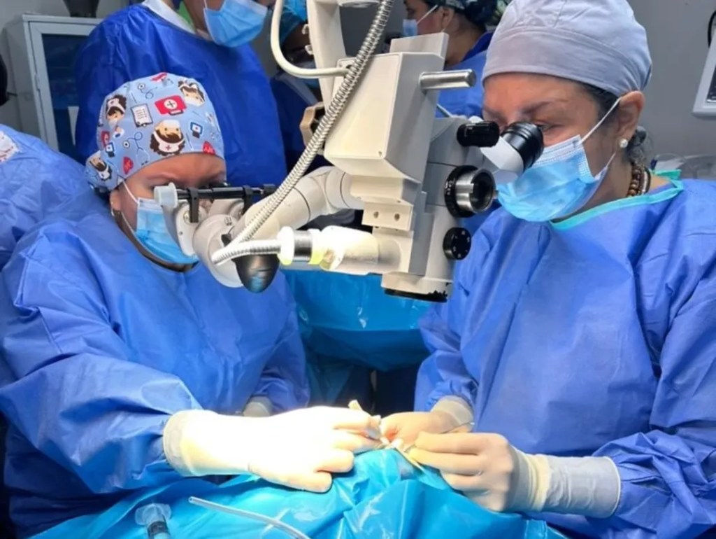 ¡Histórico! Hospital Razetti de Barcelona realiza con éxito su primer trasplante de córnea