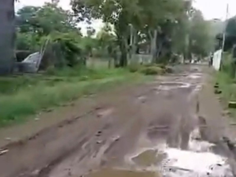 Denuncian mal estado de la vialidad en el sector Caballo&nbsp;Viejo