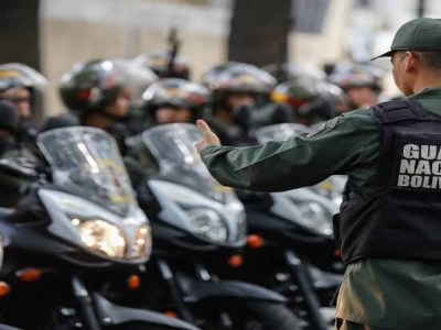 Dictan privativa de libertad a tres sargentos de la GNB por agredir a un estudiante&nbsp;