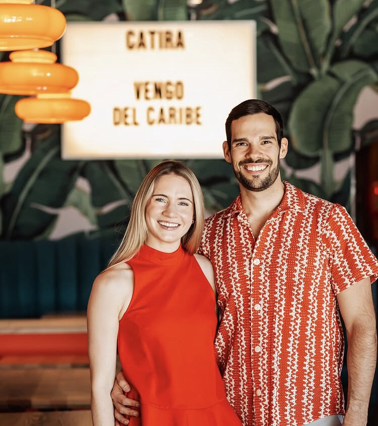 Venezolano dejó el mundo corporativo y junto a su esposa conquistan Denver con arepas y cachapas