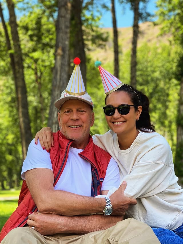 Emma Heming Willis cumple hoy 50 años y pidió apoyo para su fondo contra la&nbsp;demencia&nbsp;