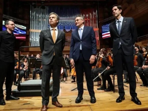 Encargado de Negocios de EEUU visitó a “El Sistema” y quedó&nbsp;impresionado