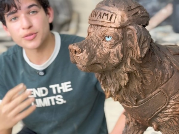 Escultor venezolano inmortalizó a Tsunami, el perro héroe de los rescates en&nbsp;Venezuela