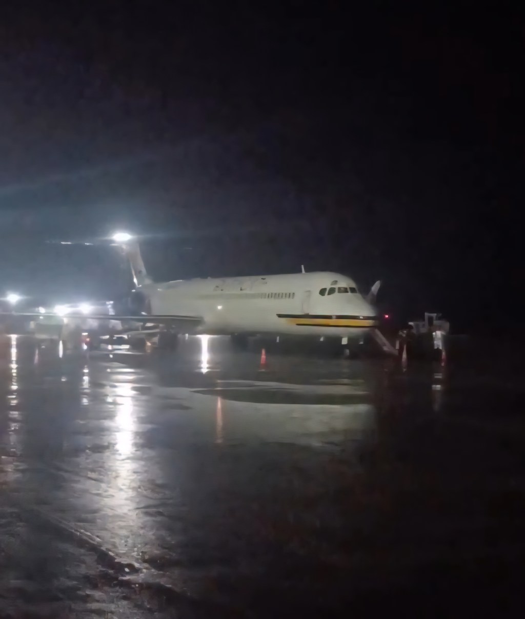 Ocho heridos en Aeropuerto de Valencia a causa de tormenta&nbsp;eléctrica