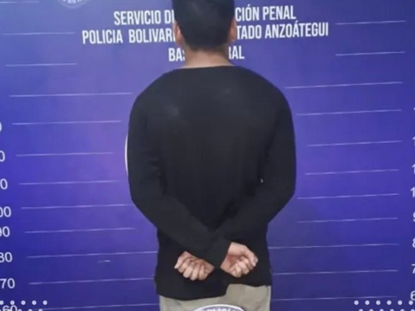 Detenido un joven en Barcelona tras agredir a su madre y causar destrozos en su&nbsp;vivienda