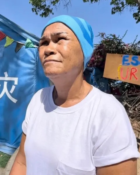 Maestra creó escuela en una carpa para atender a 45 niños afectados por el desastre en Catia La&nbsp;Mar