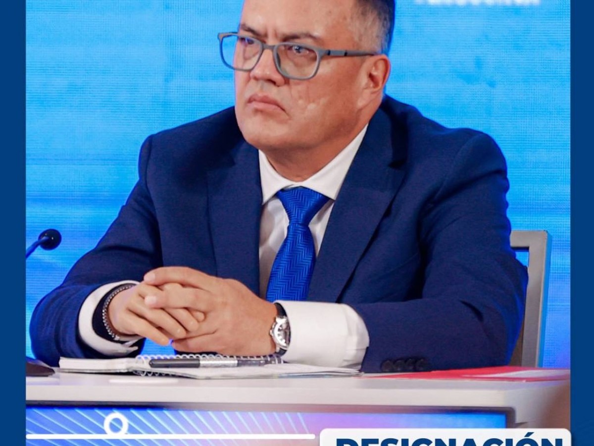 José David Cabello asume presidencia de&nbsp;Pequiven
