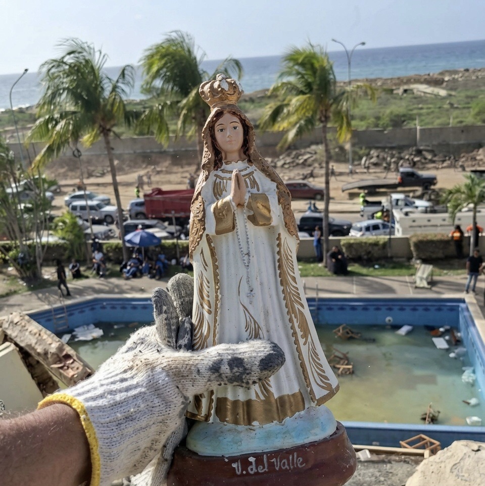 Imágenes religiosas que han quedado intactas tras los terremotos nos muestra que la fe se hace fuerte en la&nbsp;tormenta&nbsp;