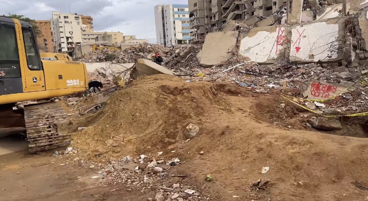 Hallan con vida a 20 personas bajo los escombros en La&nbsp;Guaira&nbsp;