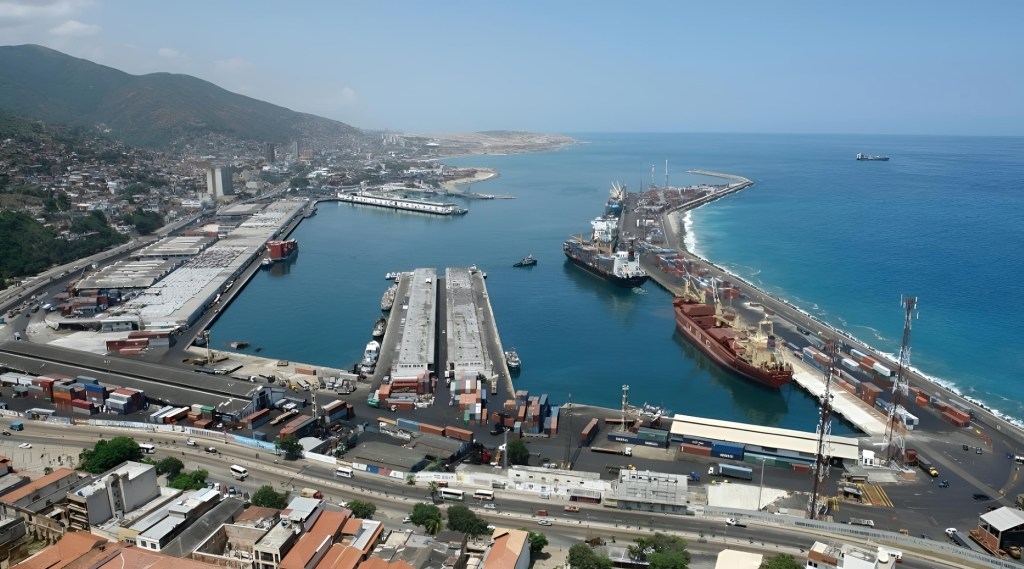 Aduaneros estiman que Puerto de La Guaira se reactive en su totalidad en&nbsp;Agosto
