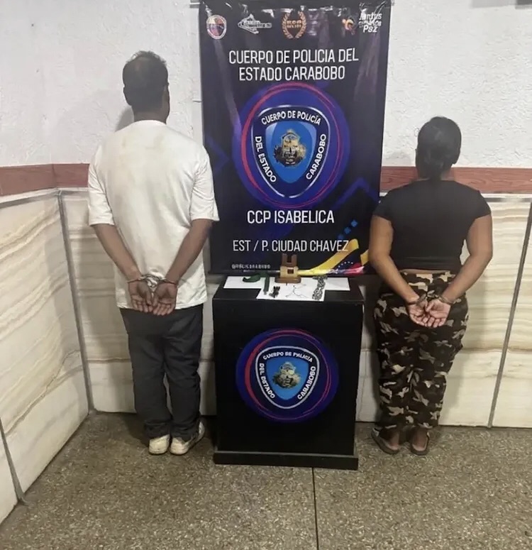 Rescataron a niña encadenada dentro de una vivienda y detuvieron a su madre y padrastro en&nbsp;Valencia
