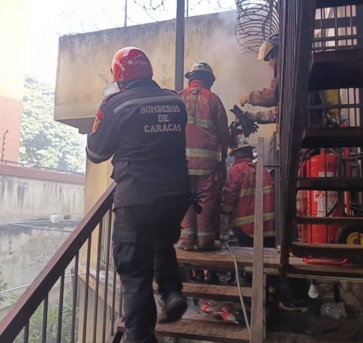 Se registró un incendio en depósito de la avenida Libertador en&nbsp;Caracas&nbsp;