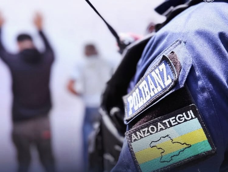 Dos hombres fueron aprehendido por tráfico de material estratégico en Barcelona y El Tigre