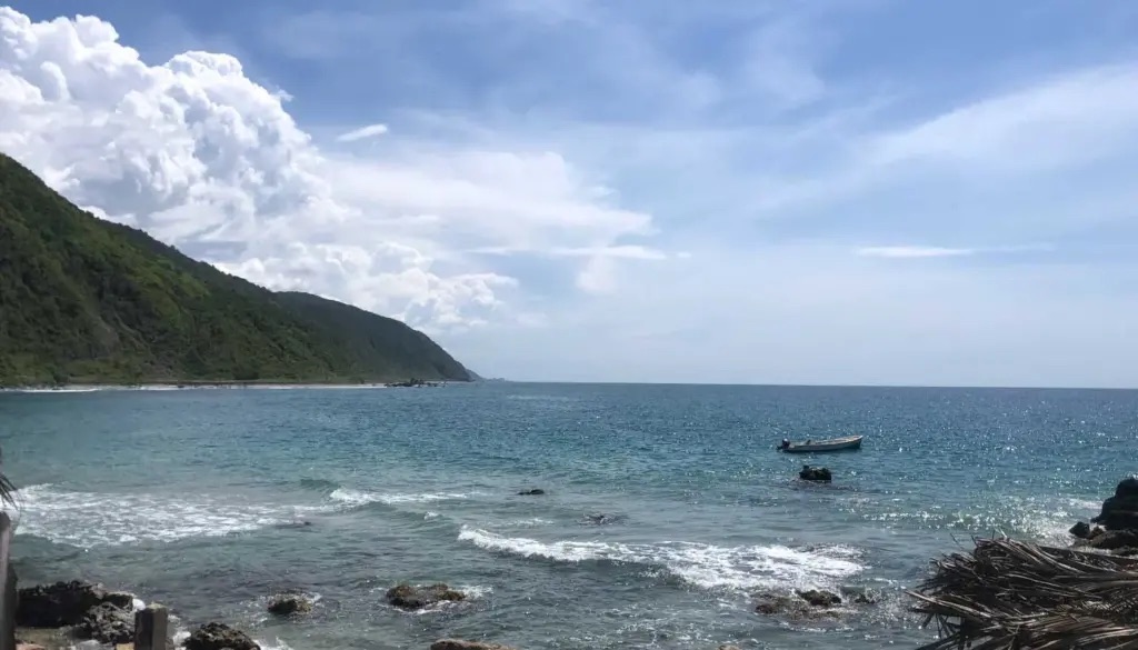 La Guaira mantiene restringido el acceso a sus&nbsp;playas