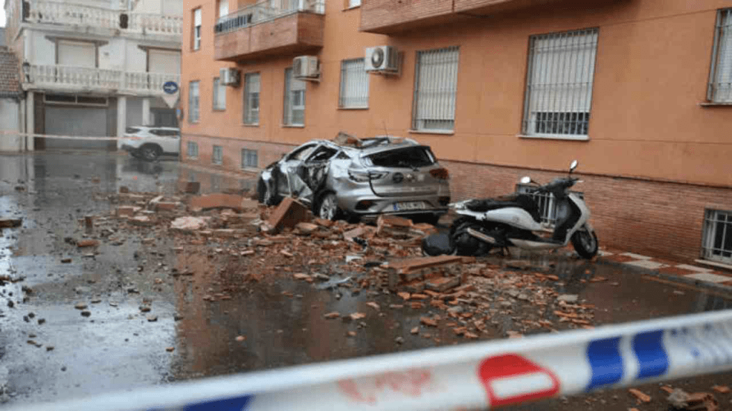 Temblor de magnitud 5 en Granada, España provoca daños&nbsp;materiales
