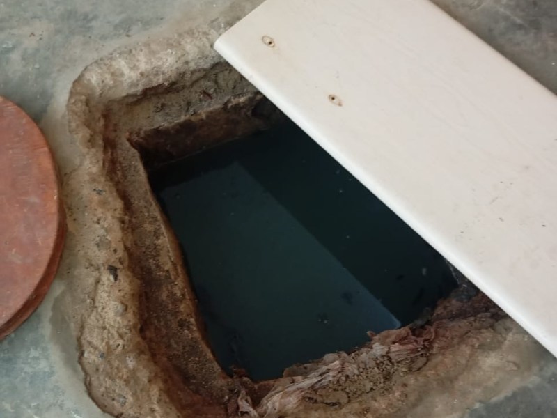 Colapso de cloacas mantiene en emergencia a familia en el sector Las Casitas de&nbsp;Barcelona