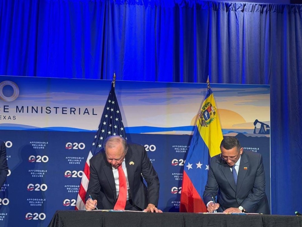 Continental Resources firma un memorando con PDVSA para operar en la Faja Petrolífera del Orinoco