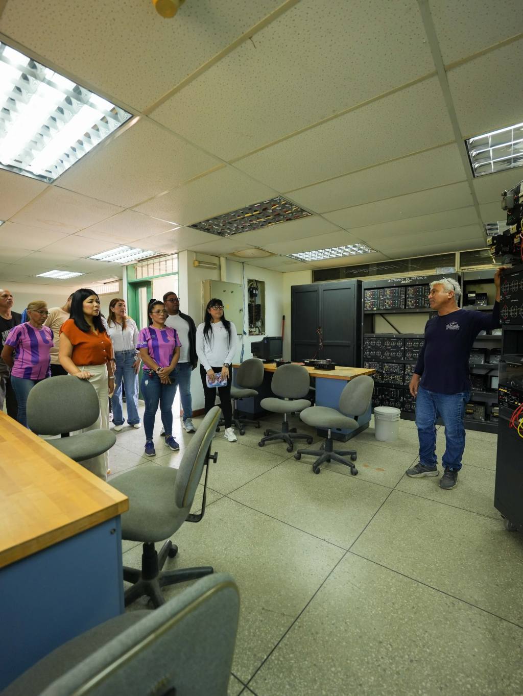 Evaluaron condiciones de las instalaciones del INCES Barcelona