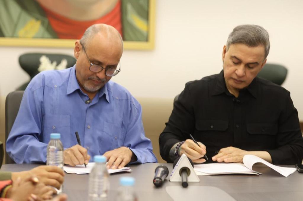 Tarek William Saab anuncia firma de convenio de la GMVV con Unearte para impulsar la formación&nbsp;cultural