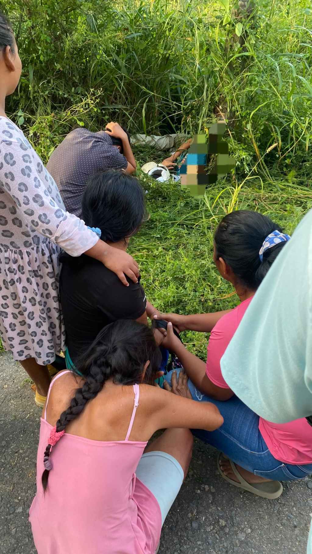 Salió de la fiesta del pueblo, perdió la vida tras estrellarse contra un árbol en la vía de&nbsp;Caigua