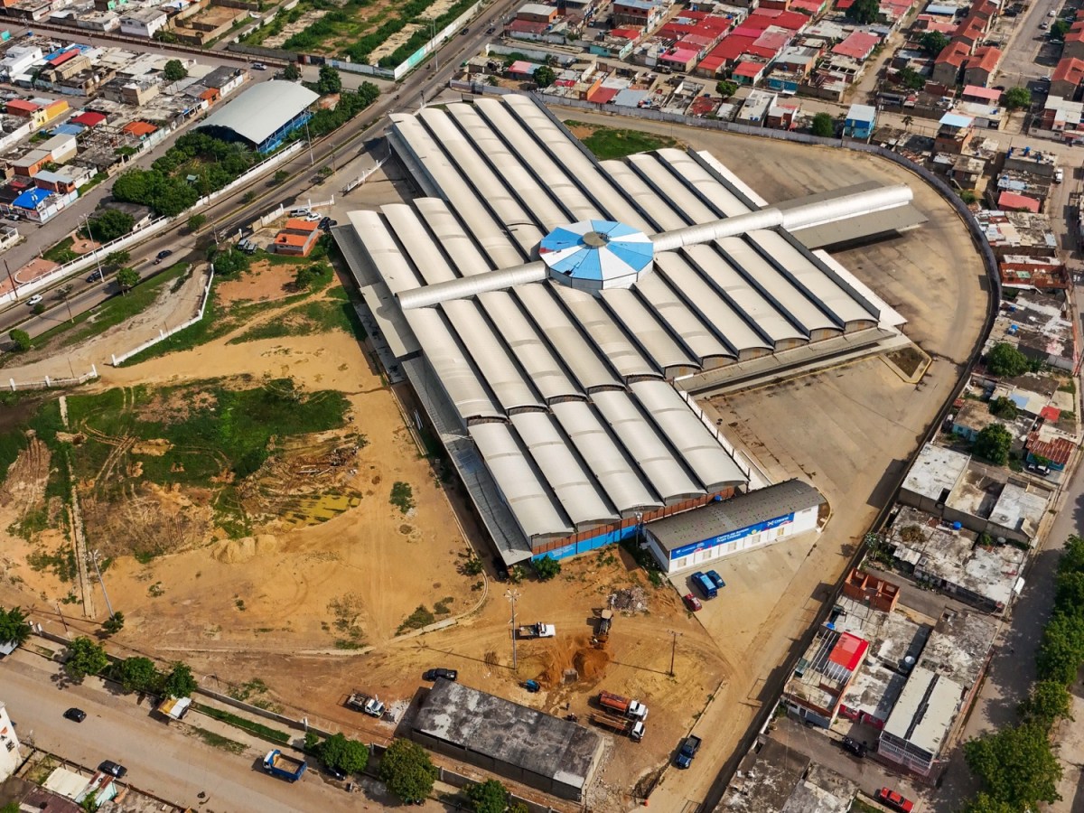 Avanzan trabajos en mercado de Tronconal&nbsp;III
