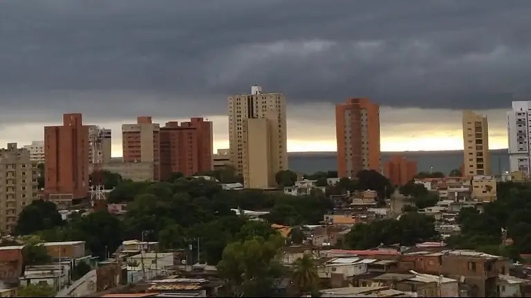 Inameh pronostica lluvias de moderadas a fuertes por el paso de la Onda Tropical&nbsp;45