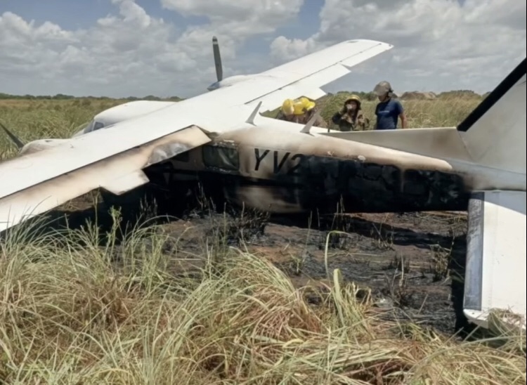 Siete heridos tras precipitarse una avioneta en el aeropuerto de Ciudad&nbsp;Bolívar