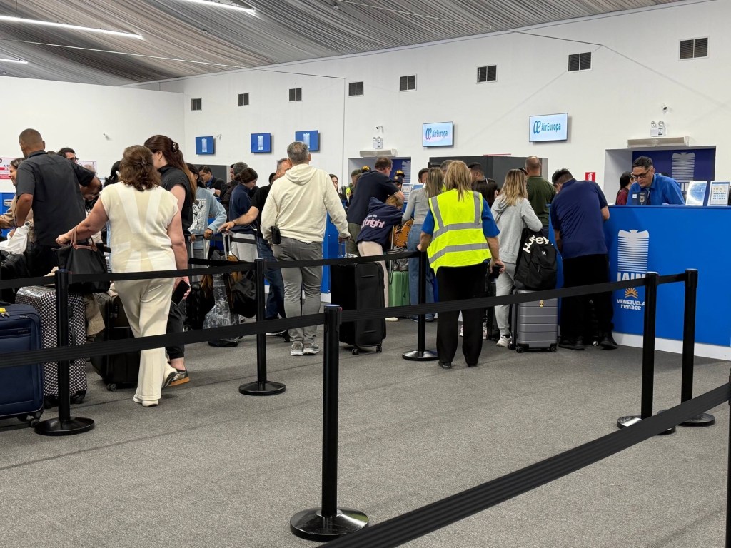 Venezuela proyecta la recuperación parcial del Aeropuerto de Maiquetía para el primer semestre de&nbsp;2027