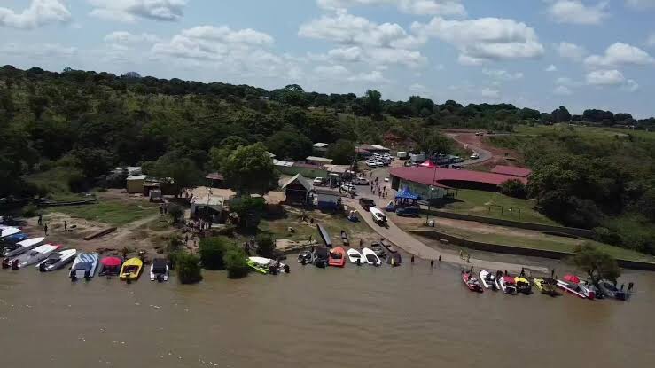 Accidente durante el rally «Nuestros ríos son navegables 2026» dejó un&nbsp;herido
