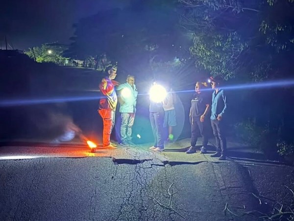 Colapso de alcantarilla interrumpe paso vehicular hacia la zona rural de&nbsp;Barcelona