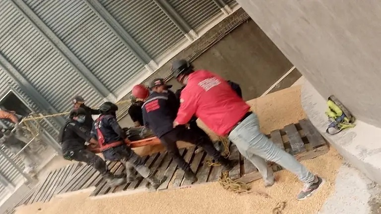 Un muerto y dos heridos tras caer dentro de un silo de maíz en&nbsp;Cojedes