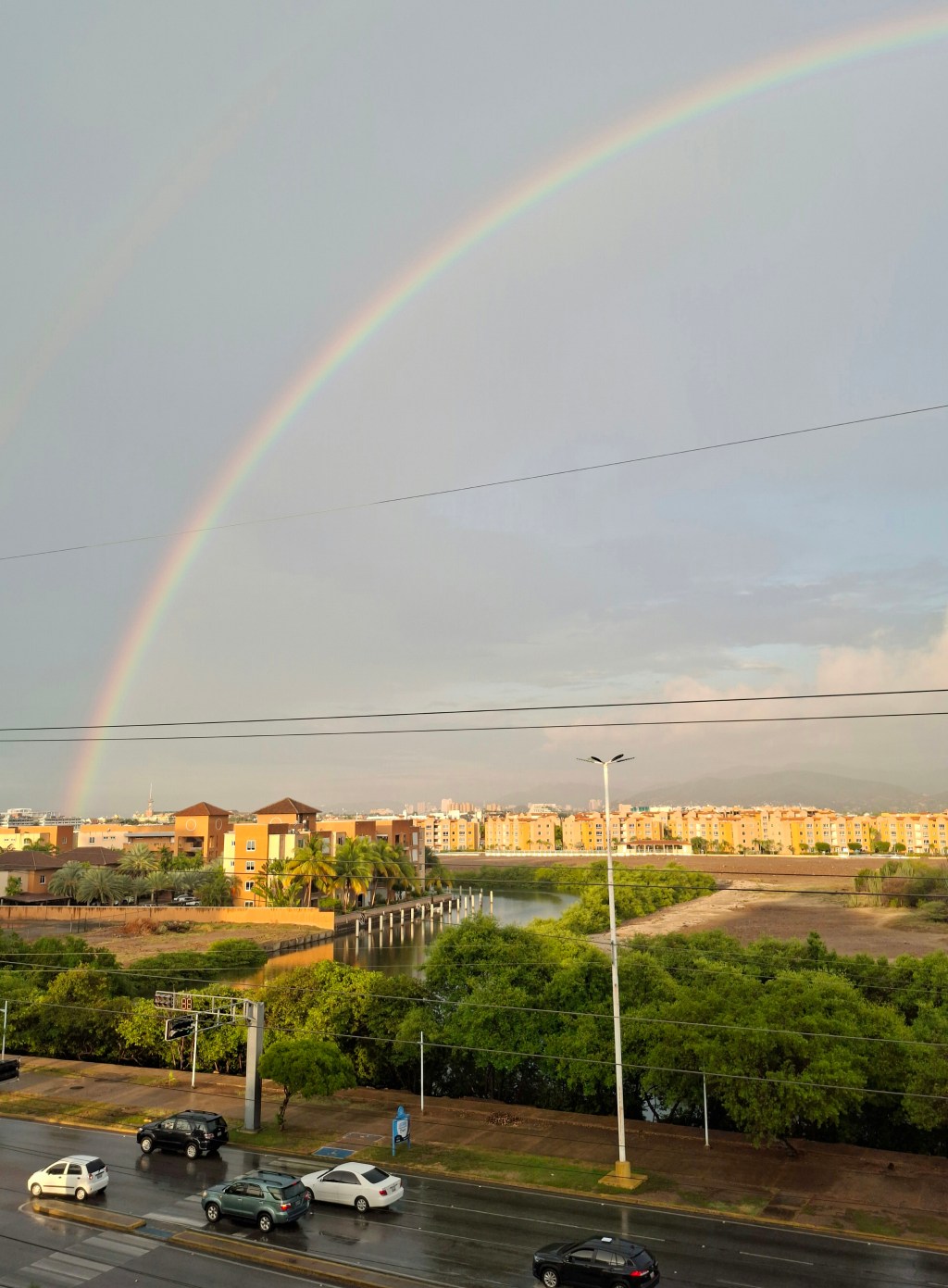 El hermoso arcoíris que se vio en Lechería