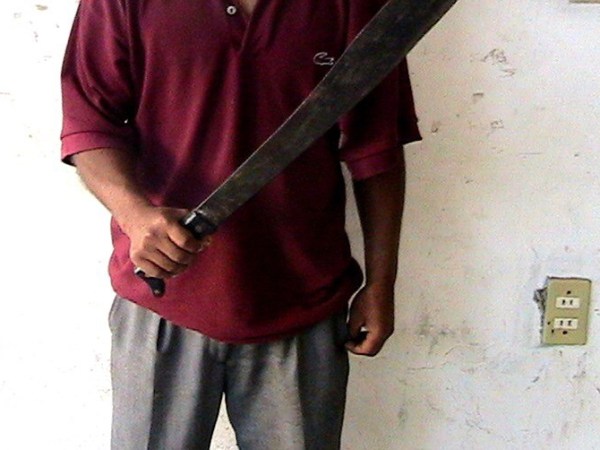 Detenido sujeto por agredir a un hombre con un machete en Puerto La&nbsp;Cruz