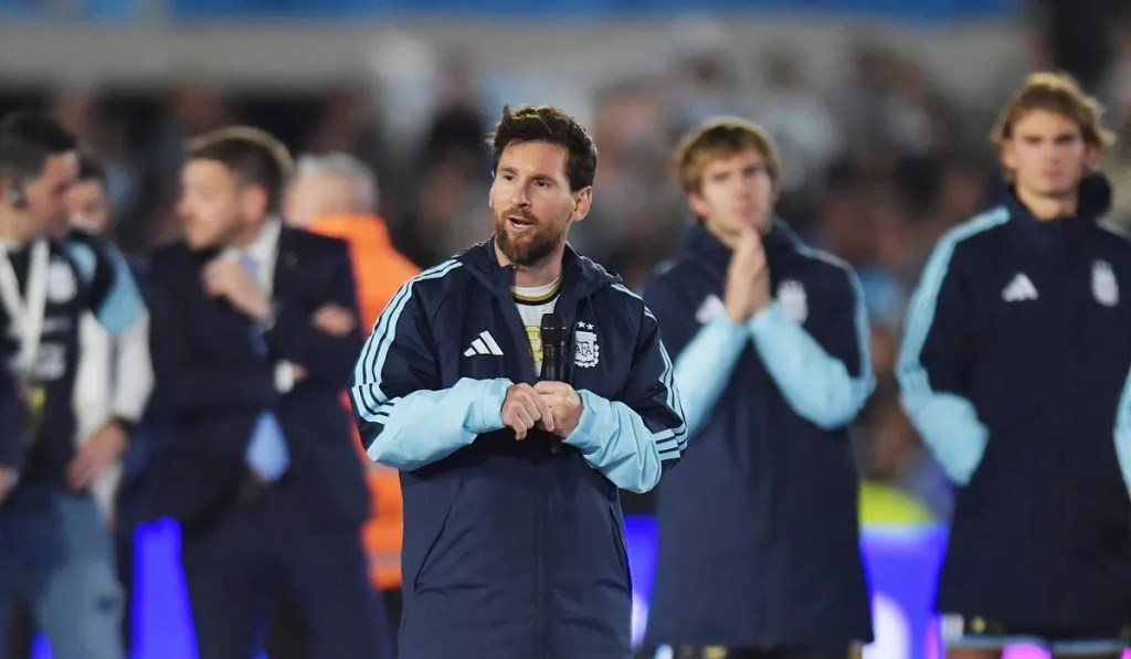 Messi se despidió de la selección Argentina con una actuación perfecta y emociones a flor de&nbsp;piel