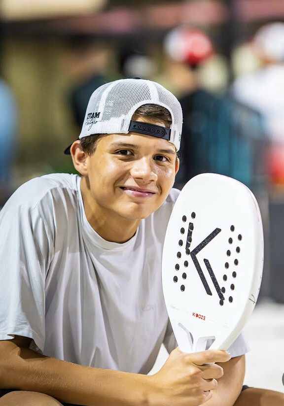 El anzoatiguense Pedro Camacho se coronó bicampeón en el VI Torneo Nacional de Tenis de&nbsp;Playa