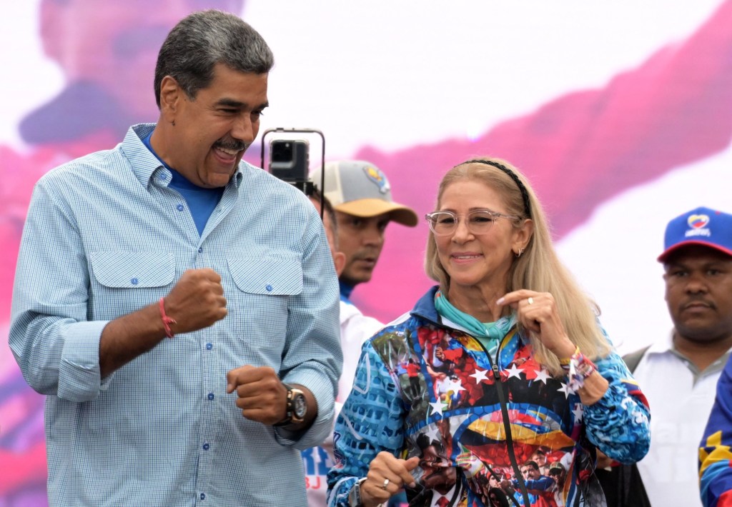 Presentan nuevos cargos por conspiración para cometer tortura contra Nicolás Maduro y Cilia Flores en Nueva York