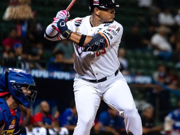 Triunfo de infarto: Caribes domó a Leones&nbsp;9-8