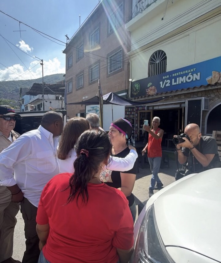María Corina Machado recorrió La Guaira por primera vez tras su retorno al país