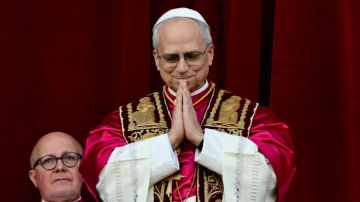 Extirpan el lóbulo inferior del pulmón derecho al papa León XIV y confirman cáncer pulmonar