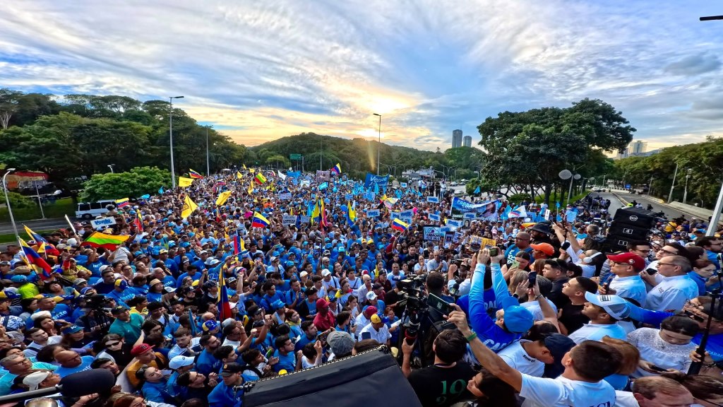 Oposición se concentra en varias ciudades de Venezuela para exigir elecciones presidenciales en 2027